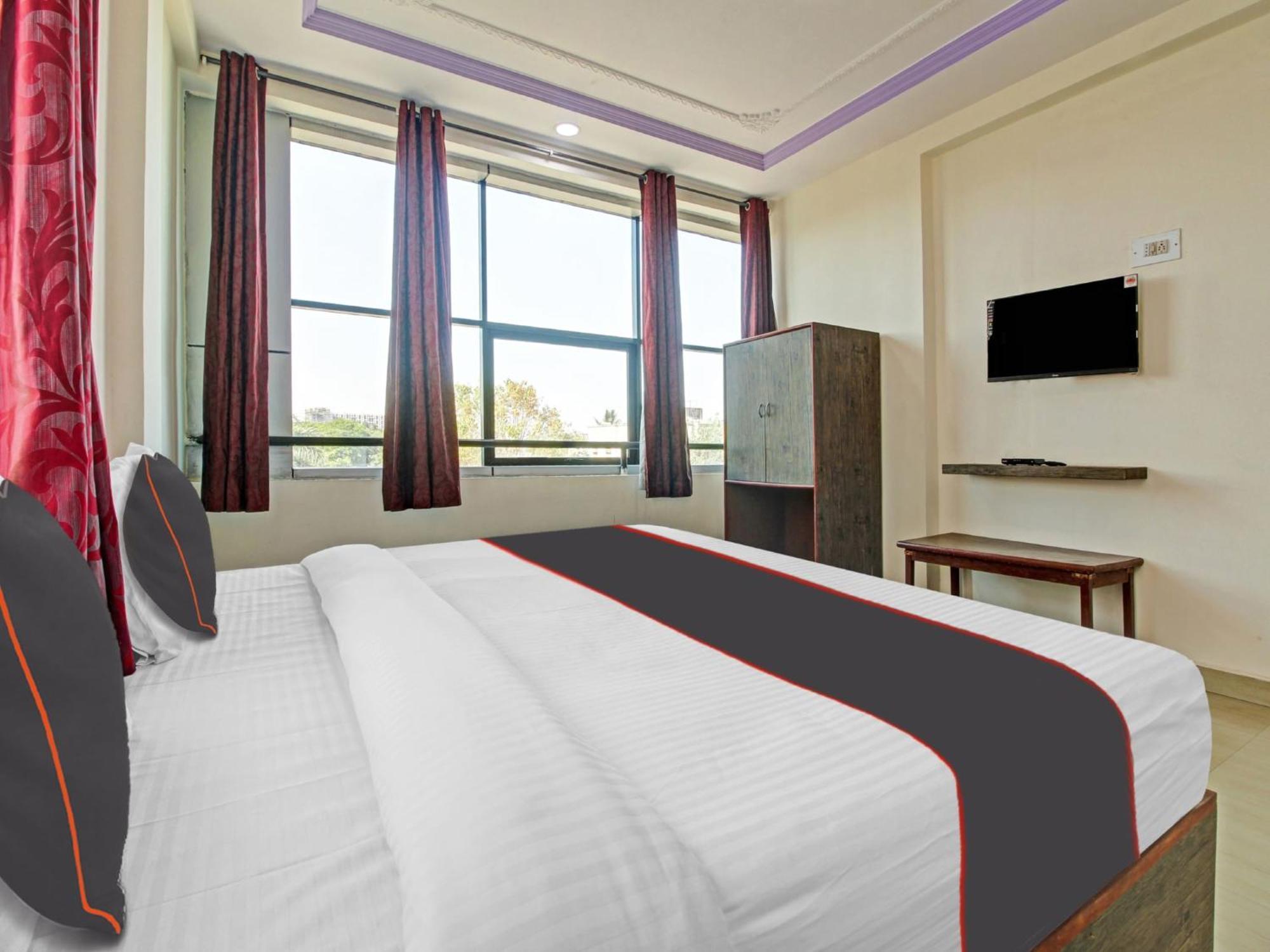 Collection O Fortune Inn Phursungi Экстерьер фото